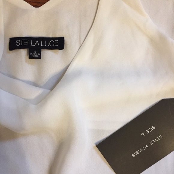 Stella Luce Sleeveless Blouse - Picture 2 of 2